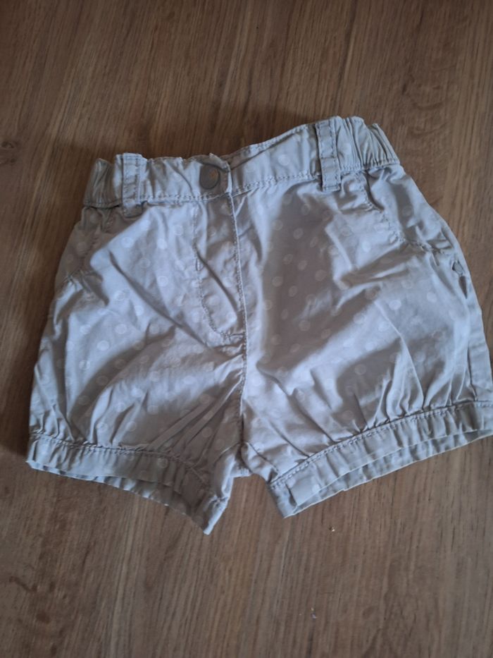 Short bébé 12M