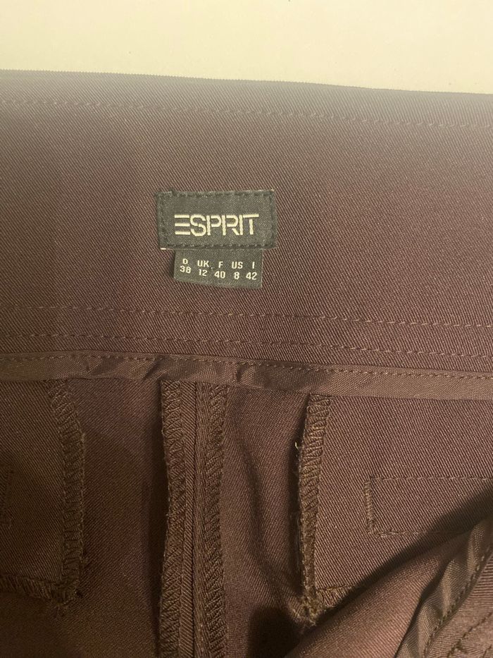 Pantalon marque Esprit - photo numéro 2