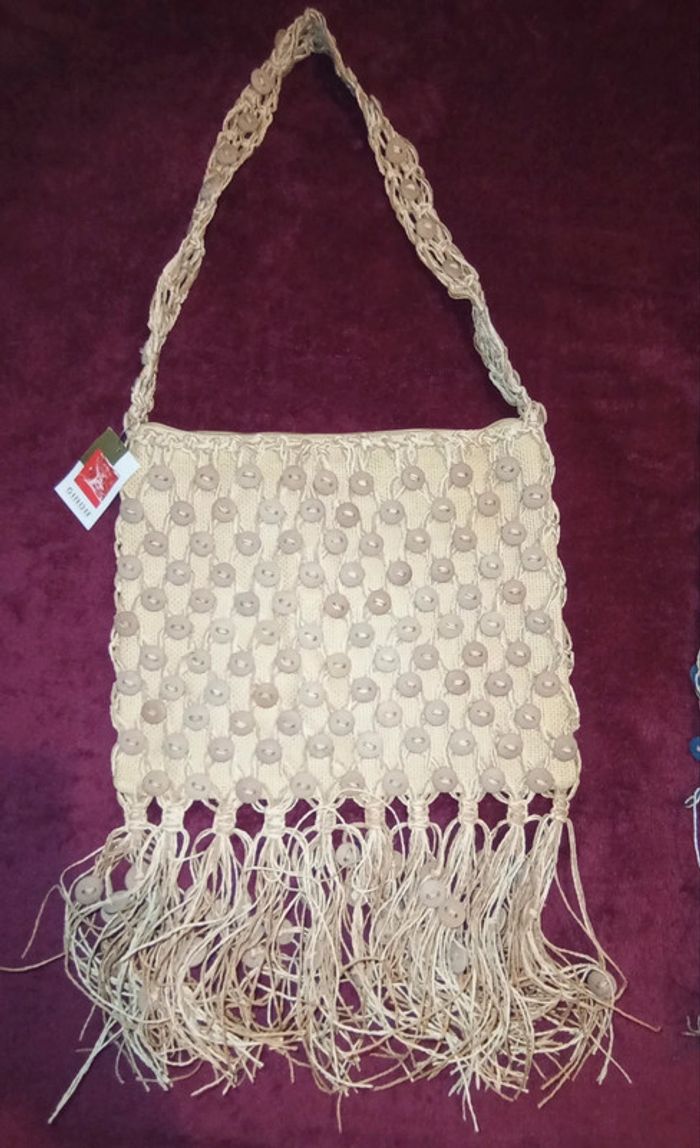 Deux magnifiques sacs a bandoulière avec boutons et franges Neufs Giada - photo numéro 2