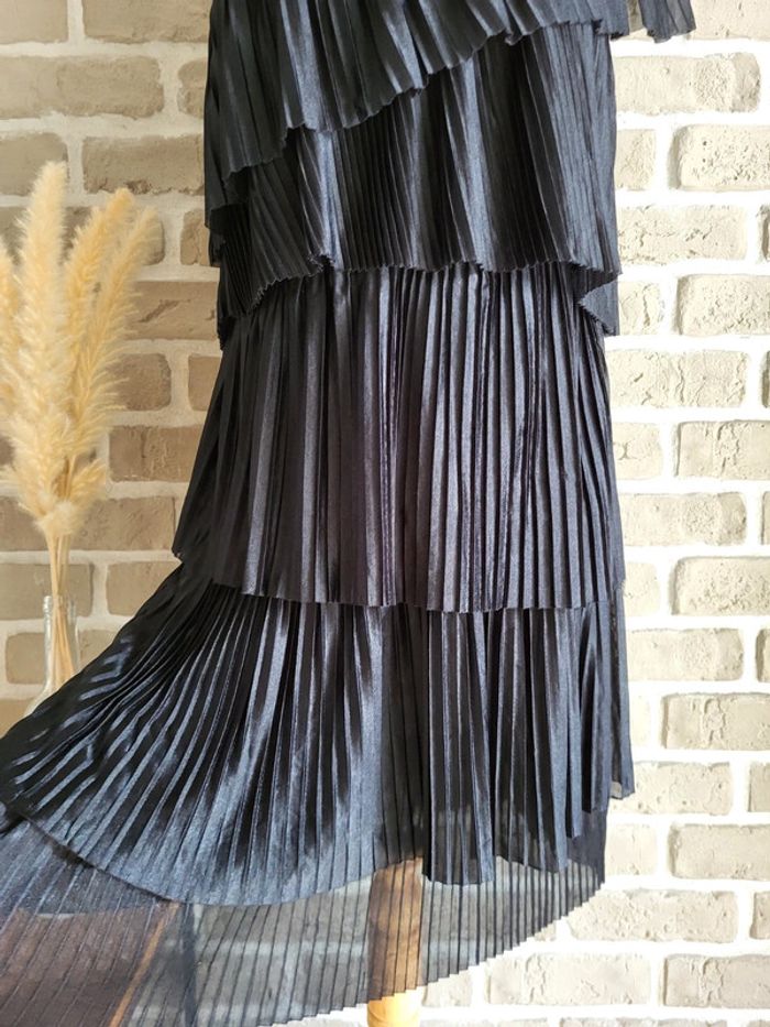 Robe de soirée tissu satiné noir et volants - Vintage Pull&Bear - photo numéro 8