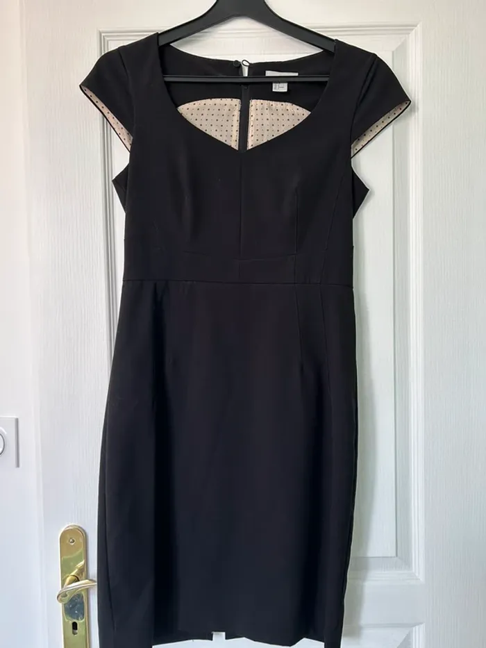 Robe tailleur noire