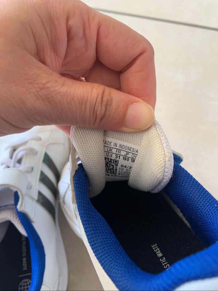 Basket Adidas pointure 31 - photo numéro 4