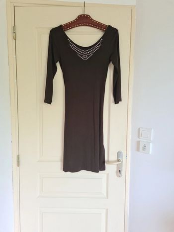 Robe kaki