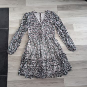 Robe longueur au genoux imprimée à manches longues C&A taille 36