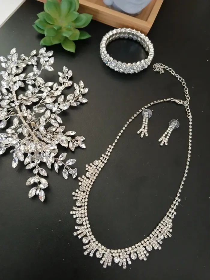 Lot bijoux et accessoires de cheveux Mariage🌿🎉 - photo numéro 4