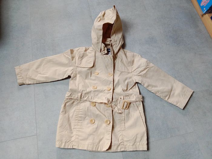 Trench avec capuche, 3 ans