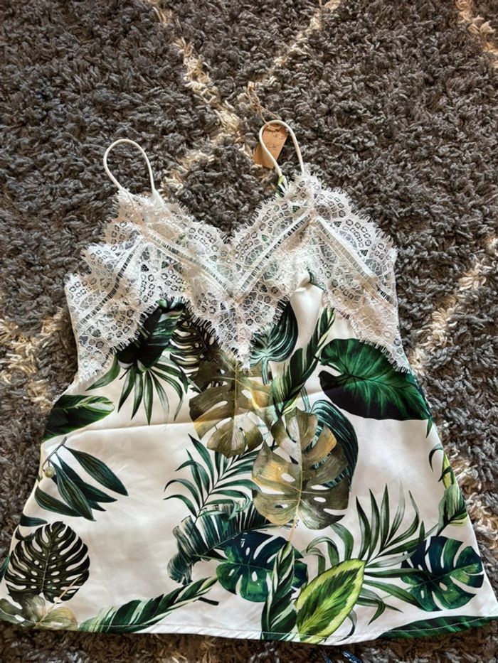 Lot de 5 tops à bretelles neuf sans étiquette - photo numéro 6