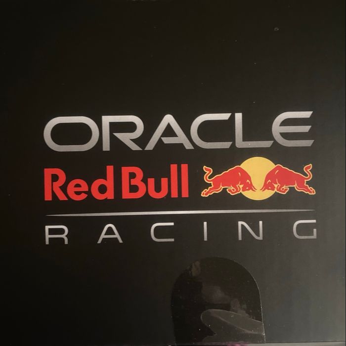 Oracle red bull  racing RB19 - photo numéro 3