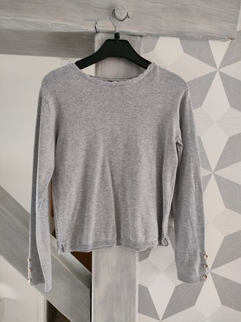 Pull gris