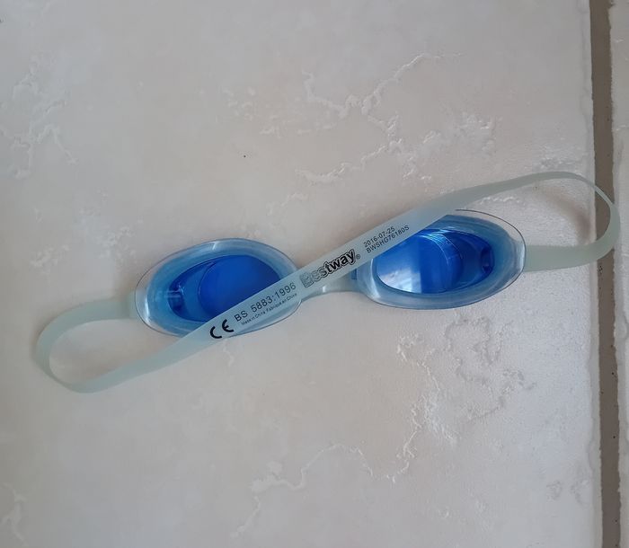 Lunettes de natation - photo numéro 2