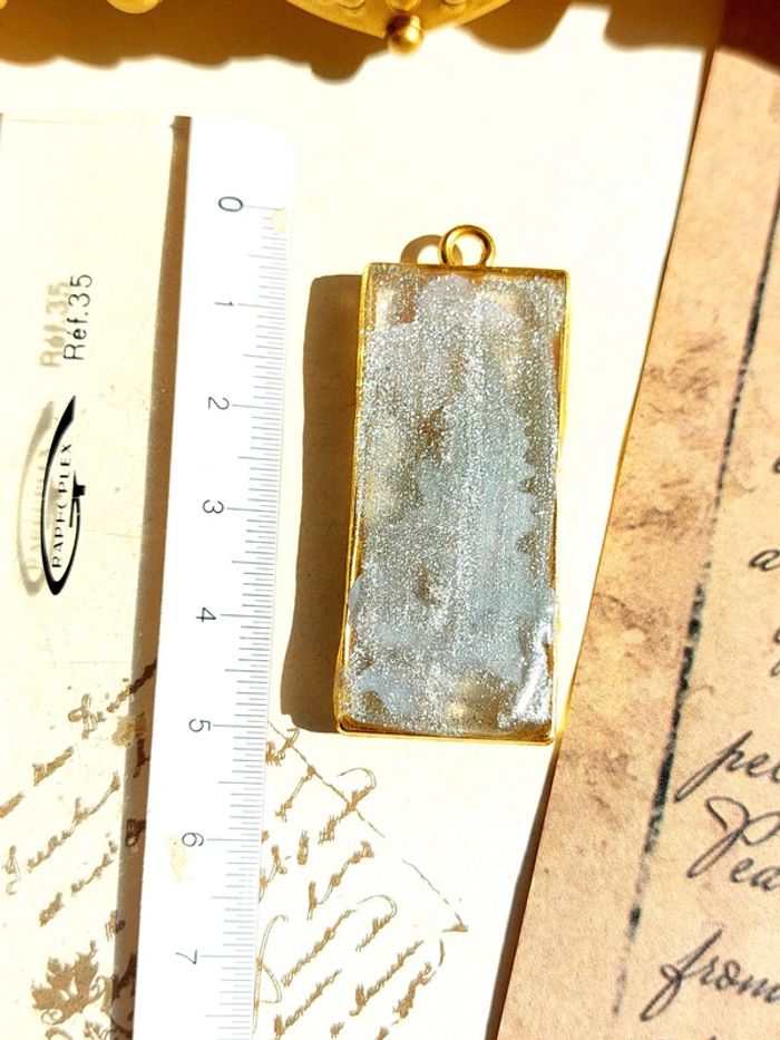 Magnifique pendentif en résine style bohème - photo numéro 4