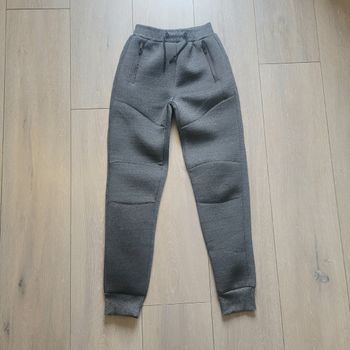 Joggins gris habillé/class. Garçon 10 ans. Marque Npo junior