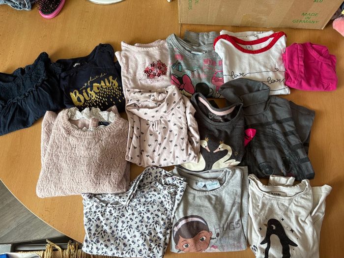 Gros lot vêtements fille 3 ans - Idéal pour la saison ! - photo numéro 8