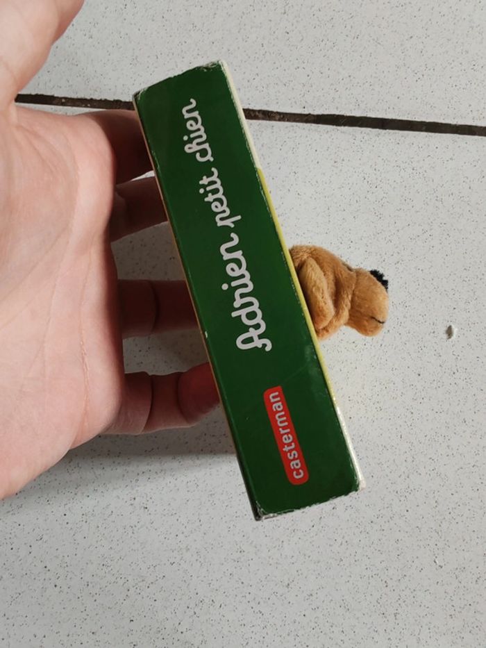 Livre Adrien petit chien - photo numéro 2