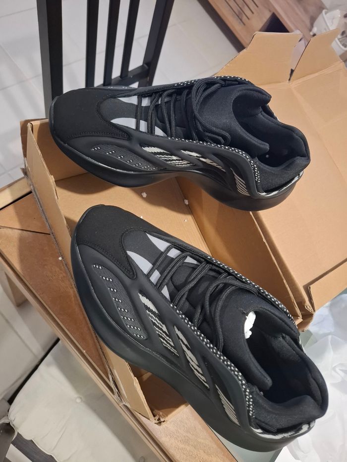 Basket yeezy 770 v3 - photo numéro 3