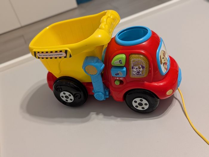 V tech baby Mon camion benne à surprises