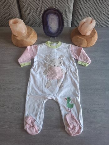 Pyjama fin une pièce taille 9 mois