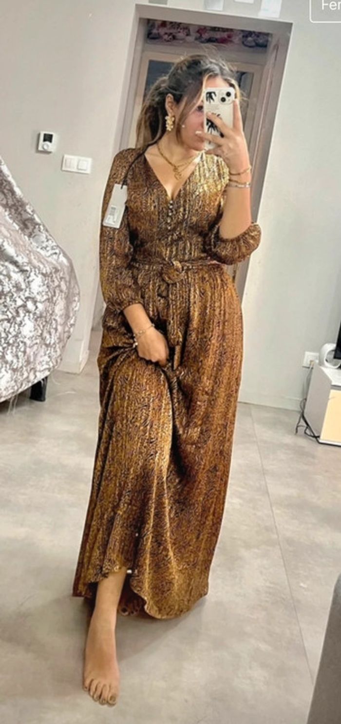 Robe Ikks longue couleur Or taille S neuve avec étiquette - photo numéro 4