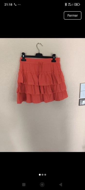 Jupe 42/44 très bon état 