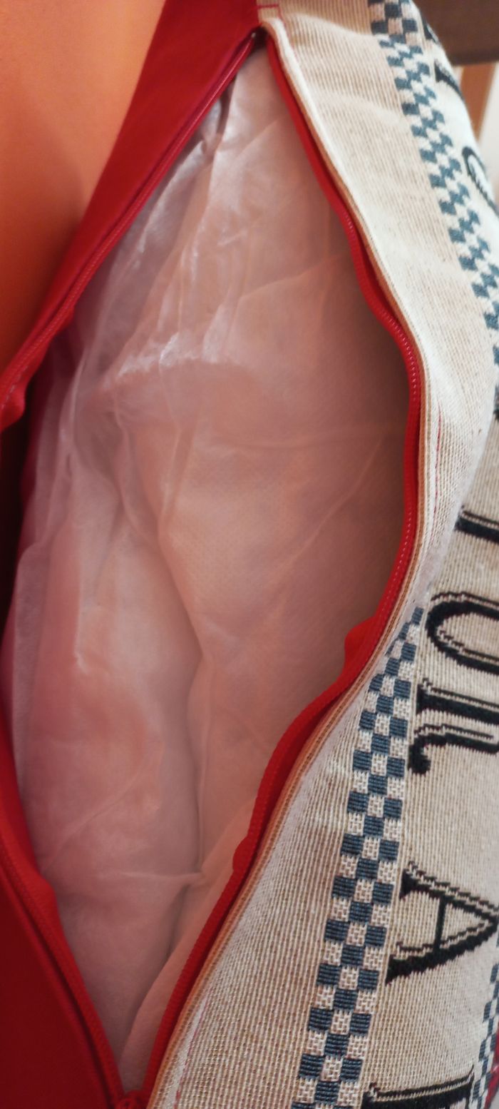 Coussin neuf chiens en balade - photo numéro 6