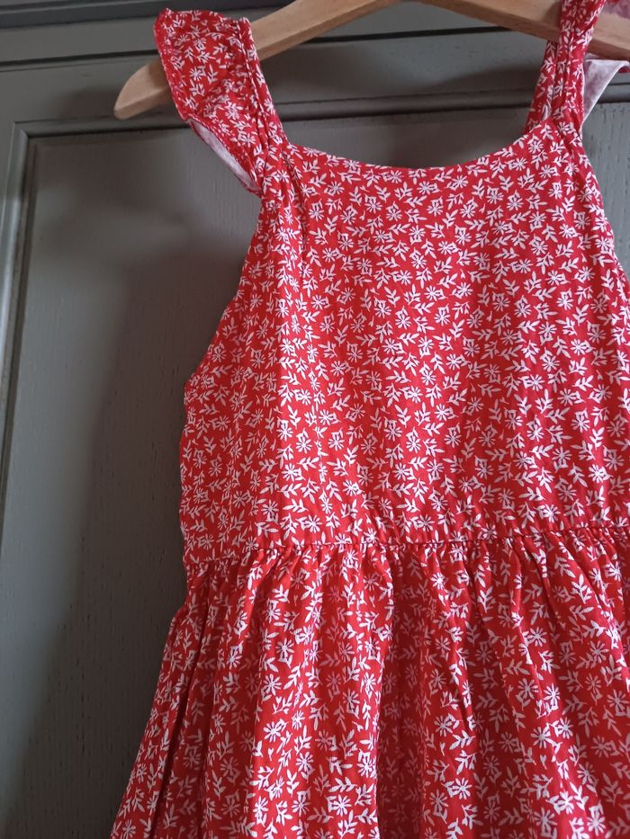 Robe à fleurs - photo numéro 2