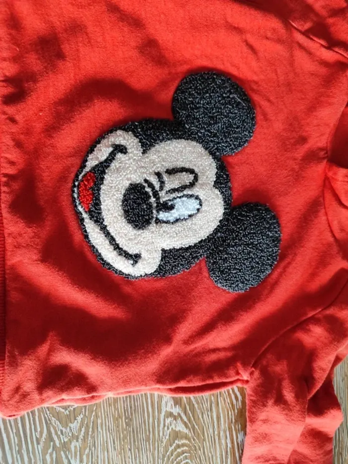 🍁 lot de 2 sweats Mickey taille 18 mois 🍁 - photo numéro 2