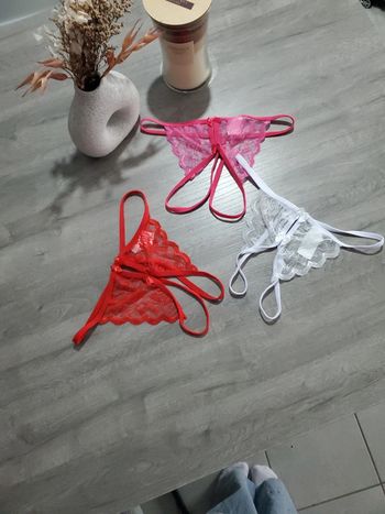 Lot de 3 lingerie neufs en dentelle – Taille unique