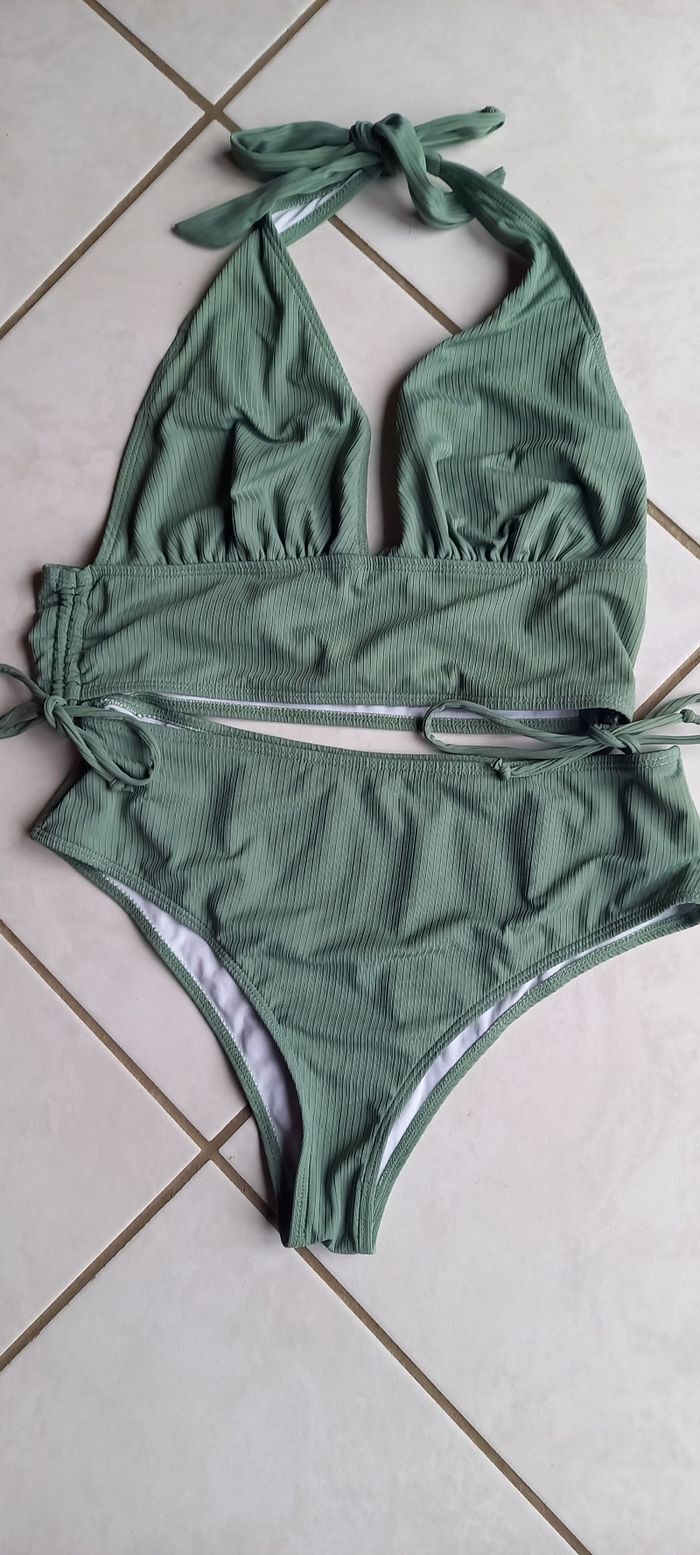 Maillot de bain 2 pièces