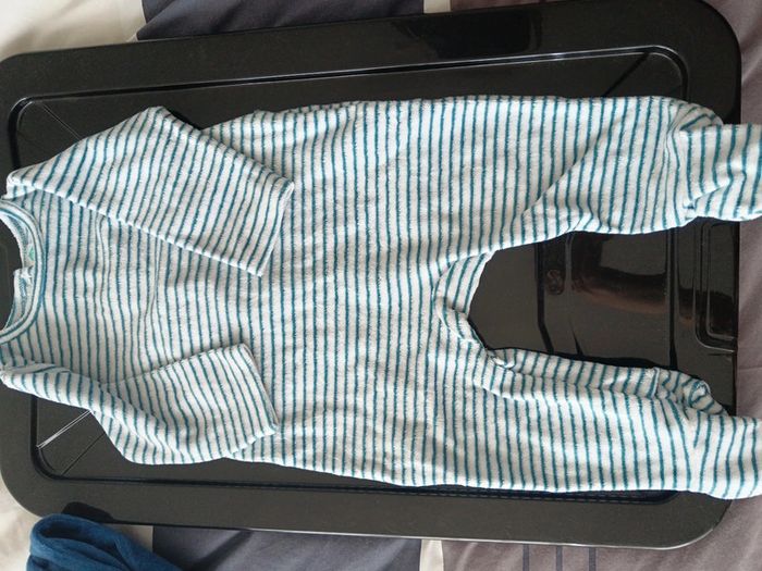 Lot de 4 pyjamas en 6 mois - photo numéro 4