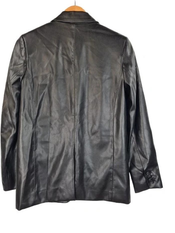 Veste simili cuir pull&bear - photo numéro 2