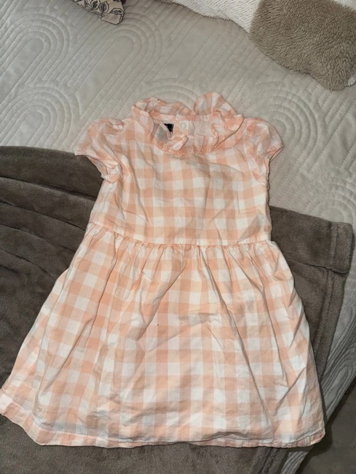 Robe couleur abricot et blanc 18 mois