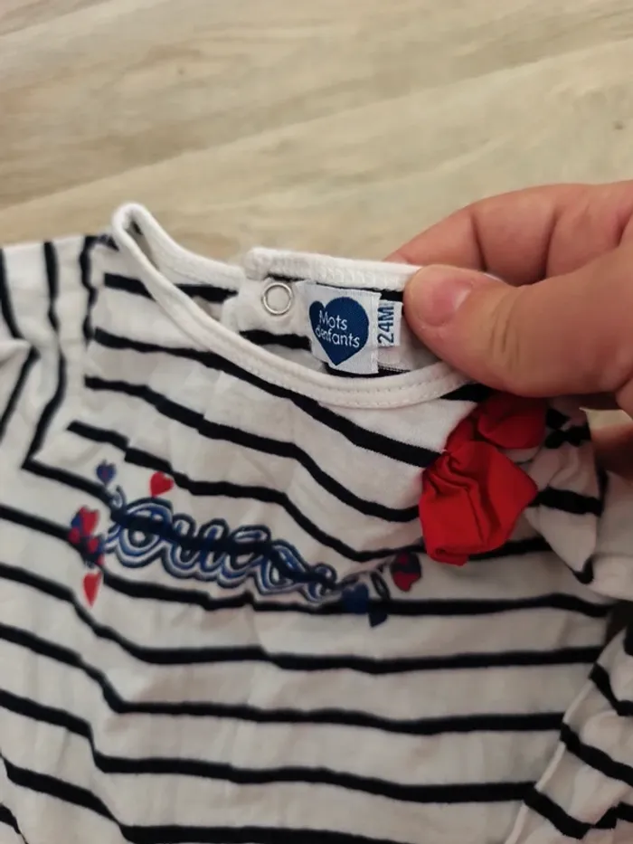 Jolie robe manches longues taille 24 mois marque mots d'enfants - photo numéro 4