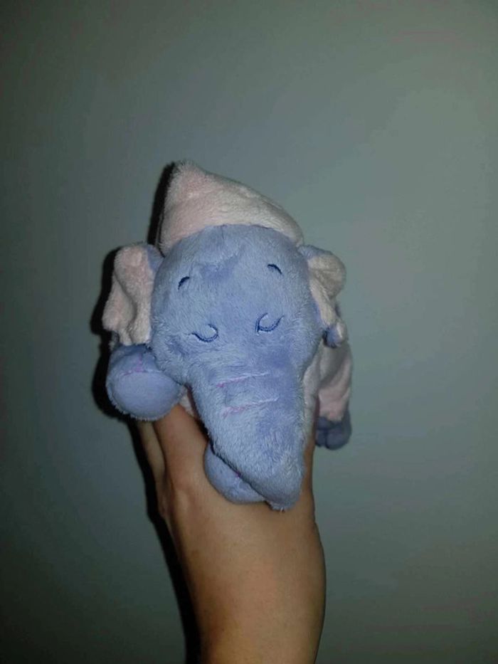 Peluche efelant Disney winnie - photo numéro 2