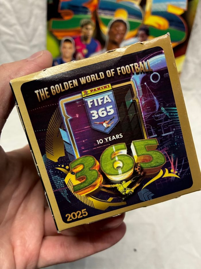 Kit Panini Stickers Foot FIFA 365 ⚽️ - photo numéro 4