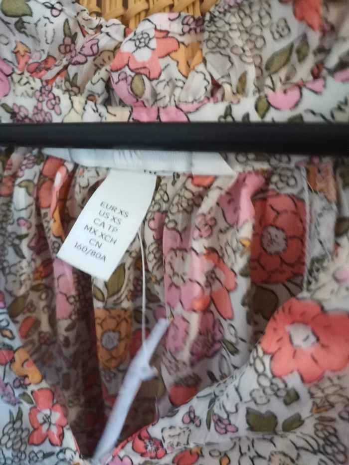 Blouse xs h&m - photo numéro 2