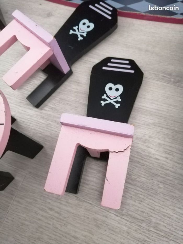 Grand manoir en bois "Monster high" - photo numéro 10