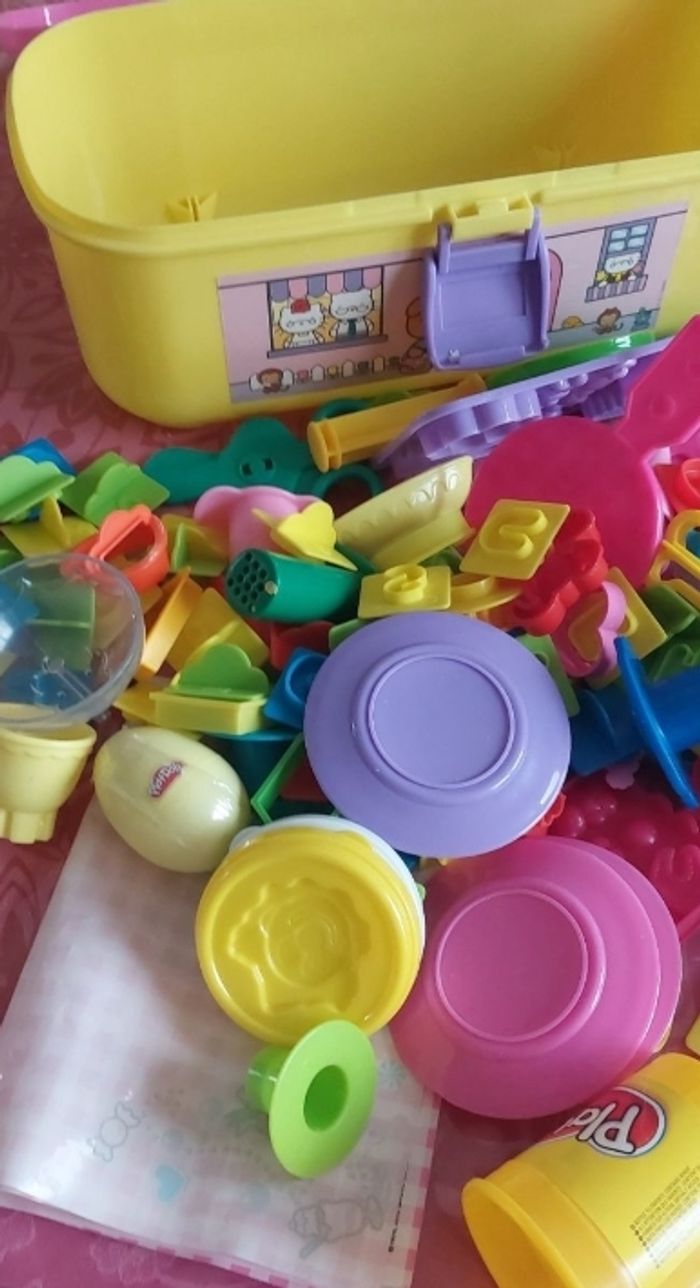Gros lot play doh - photo numéro 2