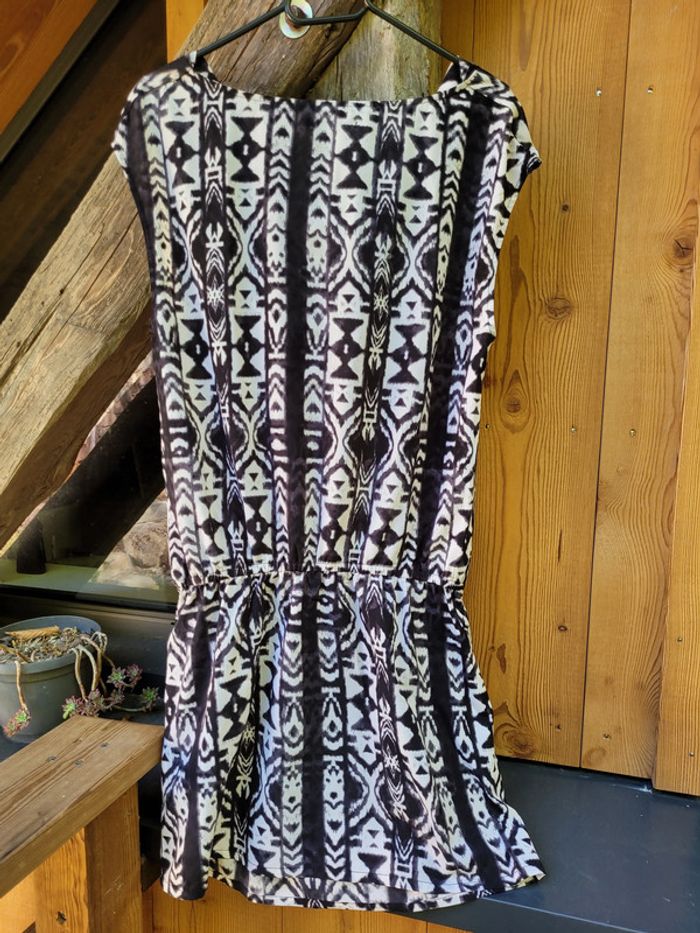 Magnifique robe les petites bombes, blanche et noire, motifs géométriques, taille 38/40 - photo numéro 5