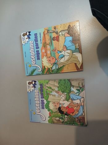 Lot de 2 vandes dessinée  Josephine Ange gardié