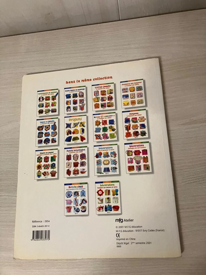 Peintures aux tampons à réaliser soi-même – MFG Atelier – Très bon état – Activité créative - photo numéro 2