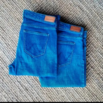 2 jeans slim wrangler taille w30