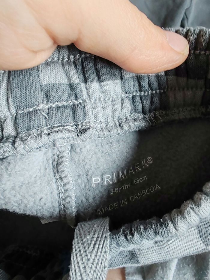 Jogging primark gris 3/6m - photo numéro 2