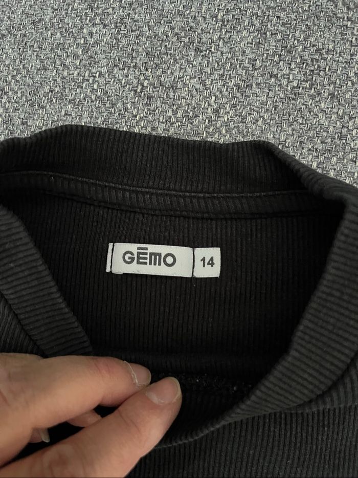 Tee-shirt taille 14 ans - photo numéro 2