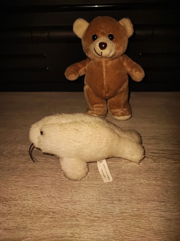 Lot de 2 petites peluches en excellent état 15 cm les deux - photo numéro 2