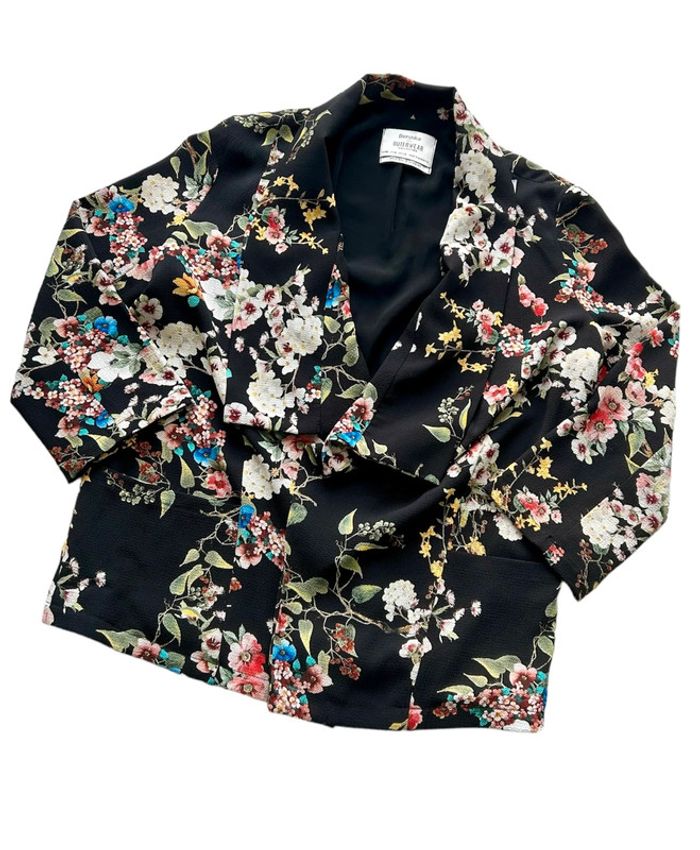 Blouse ouverte noire à fleurs Bershka taille M très bon état