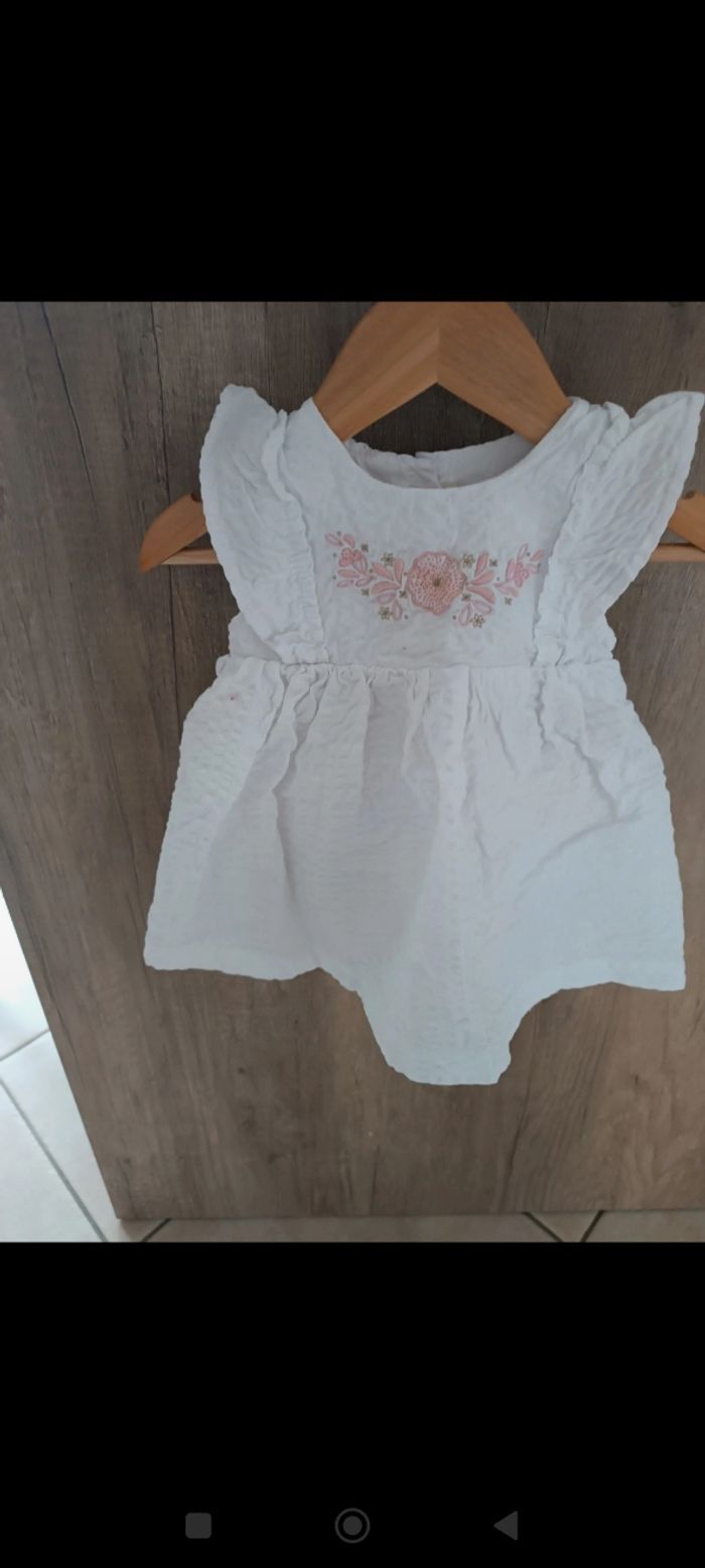 Robe neuve du pareil au même 3 mois
