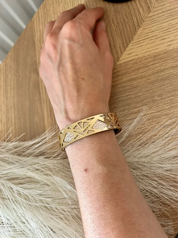 Superbe manchette dorée avec lien en simili cuir réversible - photo numéro 2