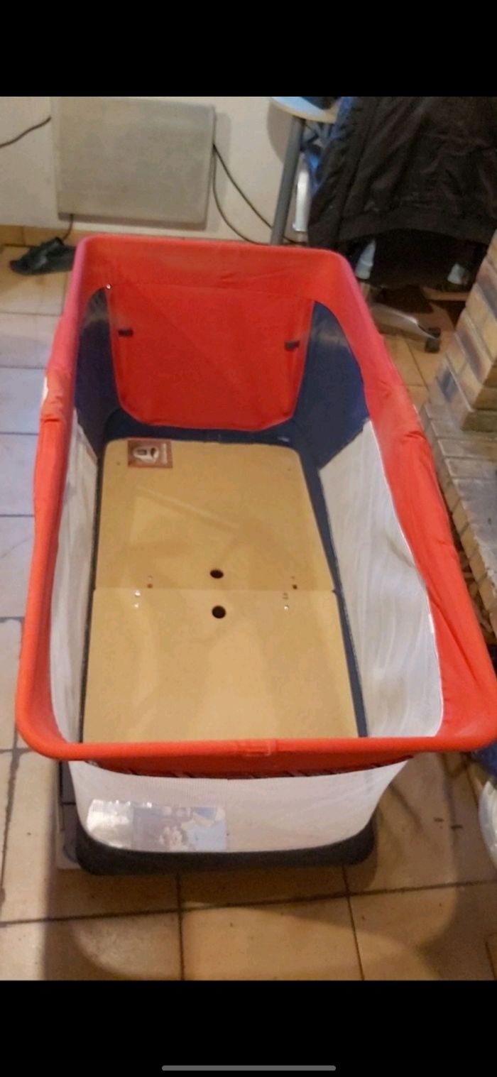 Lit parapluie - photo numéro 2