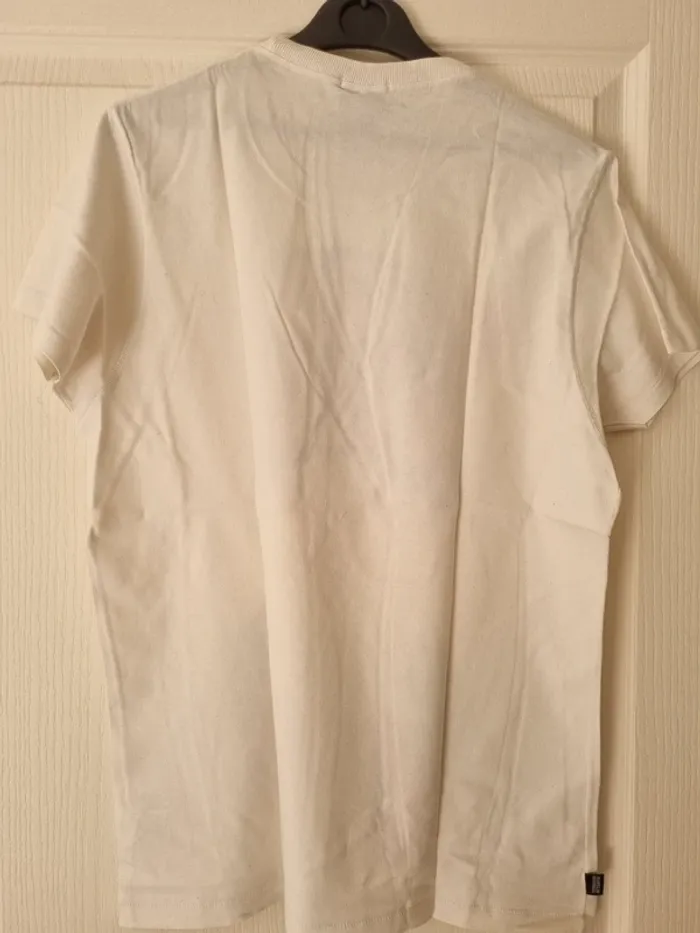 Tee shirt - photo numéro 2