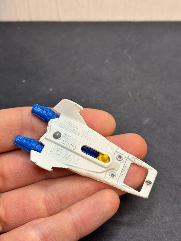 Jouet vintage ancien corgi diecast buck rogers starfighter - photo numéro 4